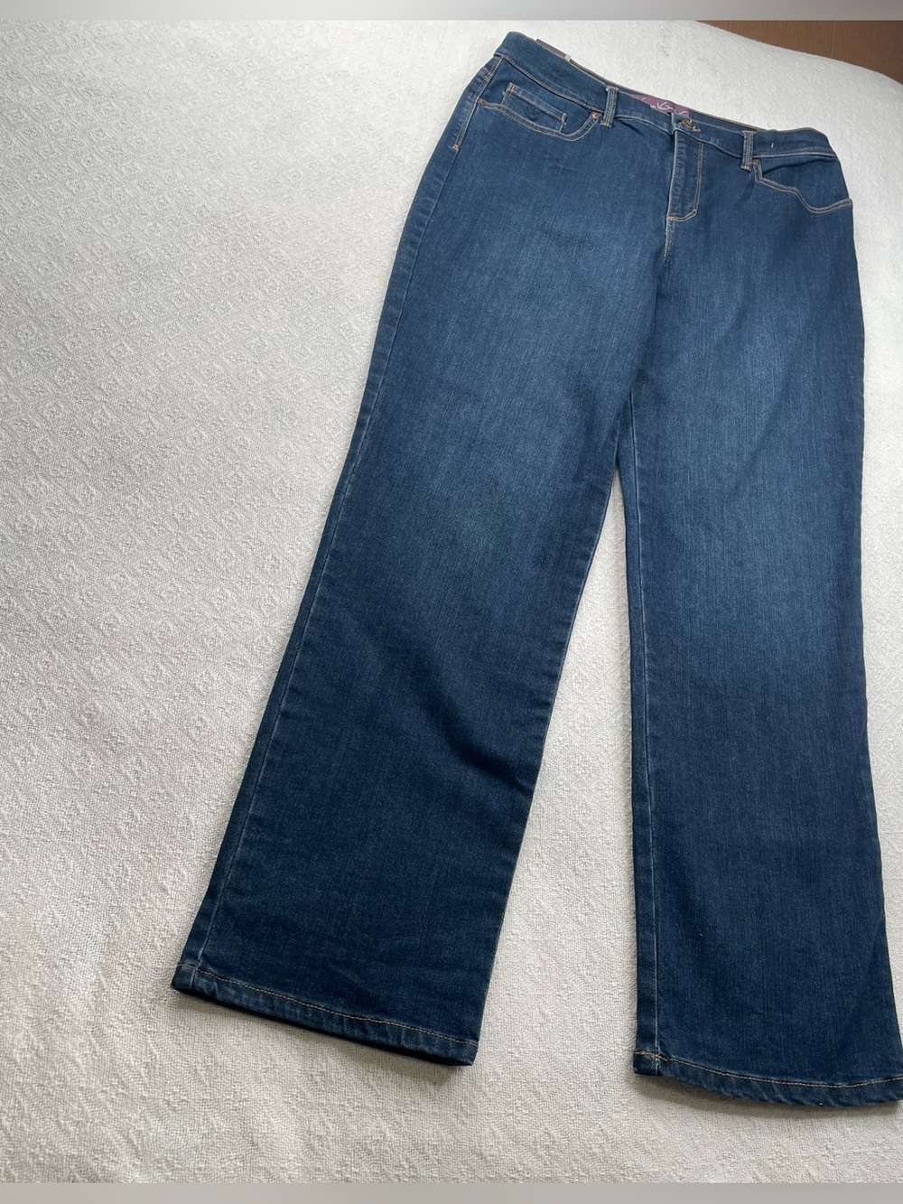 Gloria Vanderbilt Dark Blue Wide Leg Jeans~ NWT ~ Size 12‎ Average